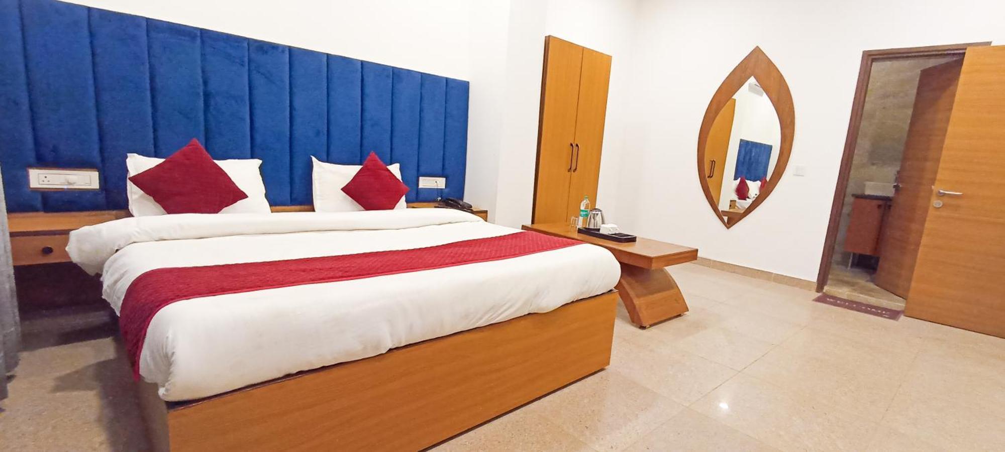 Hotel Lake View Chandīgarh Eksteriør bilde
